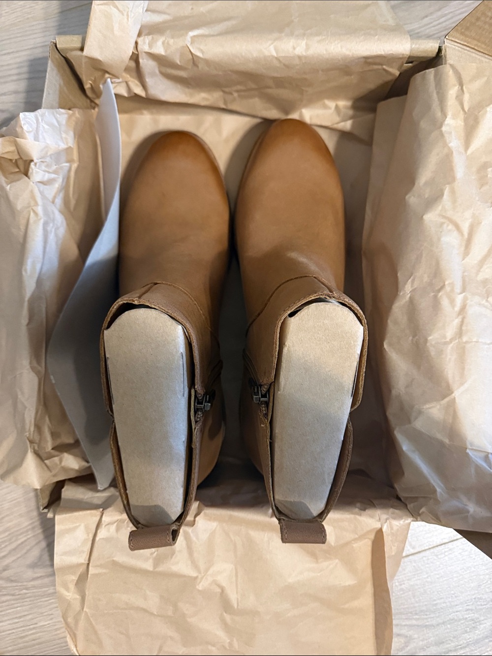 Lucky Brand Women's Tan Leather Ankle Booties